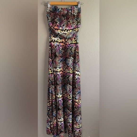 Strapless colorful animal print stretchy soft maxi dress. Size Small. - Picture 1 of 6